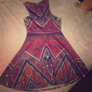 Lovely Gianni Bini Pattern dress